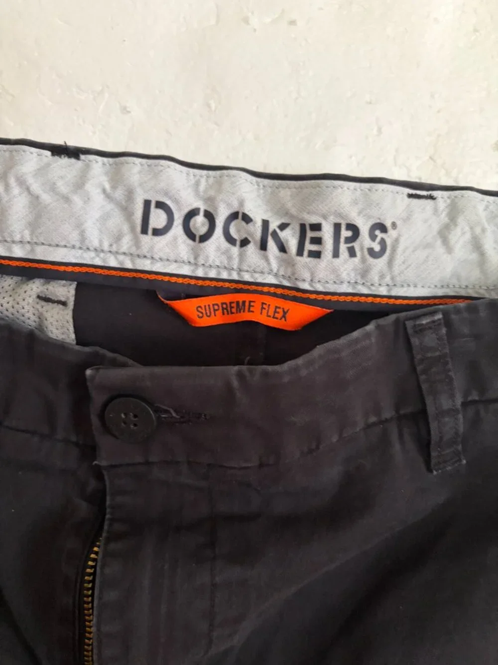 Dockers  Supreme Flex Mens Black Shorts Size 38